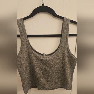 Vuori Daily Crop - Woman's Tank - Gray